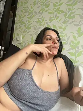 Snapshot of samilux5 chatting on 20, 12, 2025 samilux5 online show from 20, 12, 2025