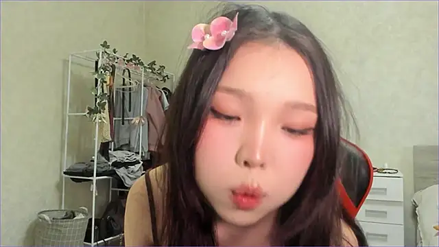 Snapshot of wastforu chatting on 23, 3, 2026 wastforu online show from 23, 3, 2026