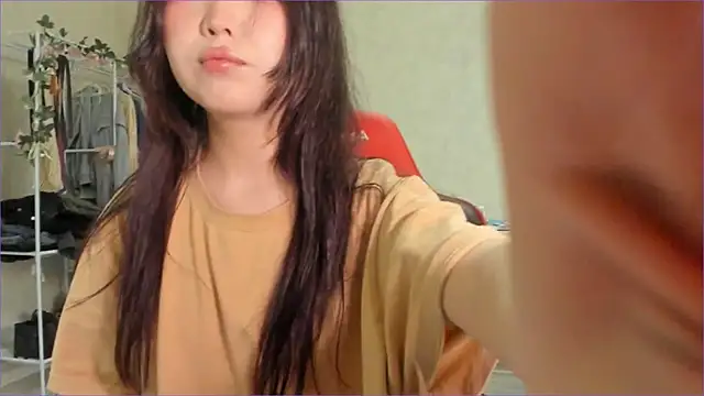 Snapshot of wastforu chatting on 31, 3, 2026 wastforu online show from 31, 3, 2026