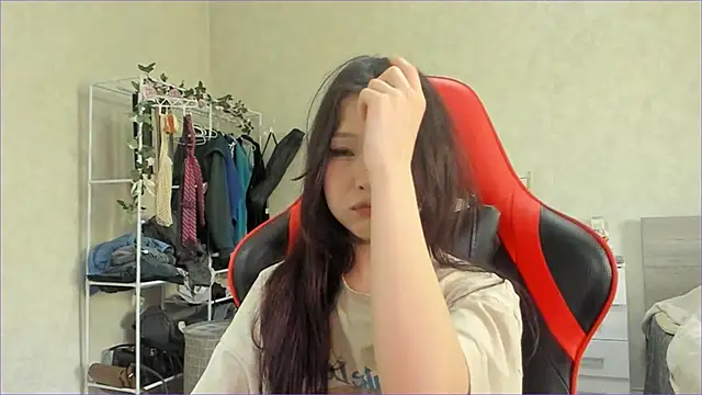 Snapshot of wastforu chatting on 7, 4, 2026 wastforu online show from 7, 4, 2026