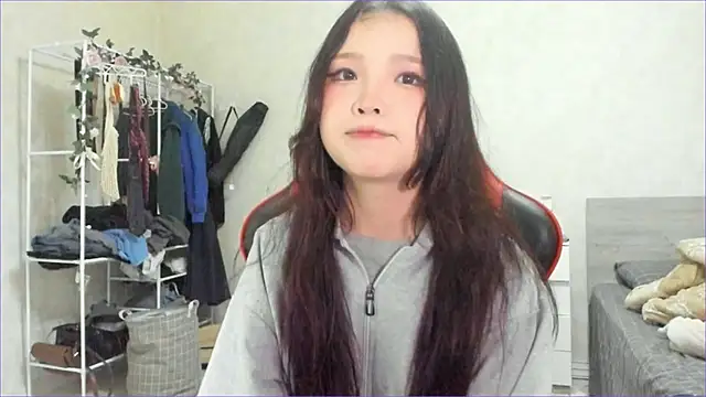 Snapshot of wastforu chatting on 8, 4, 2026 wastforu online show from 8, 4, 2026