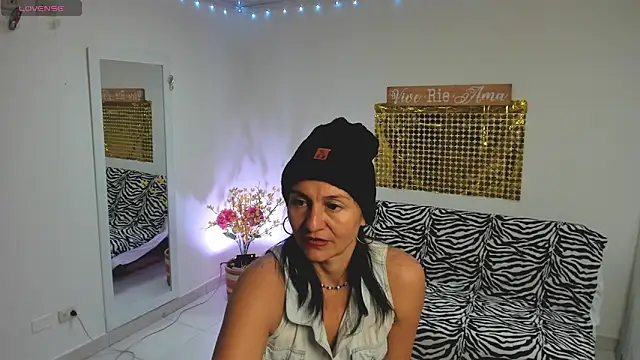 Snapshot of lollita_23_ chatting on 6, 3, 2025 lollita 23  online show from 6, 3, 2025