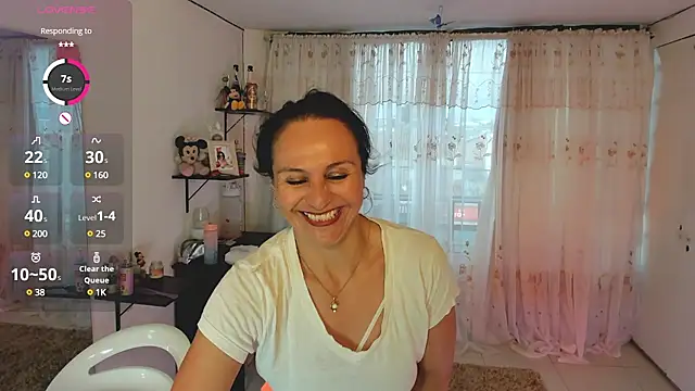 Snapshot of lollita_23_ chatting on 10, 3, 2025 lollita 23  online show from 10, 3, 2025