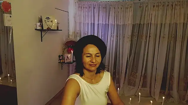 Snapshot of lollita_23_ chatting on 18, 10, 2025 lollita 23  online show from 18, 10, 2025