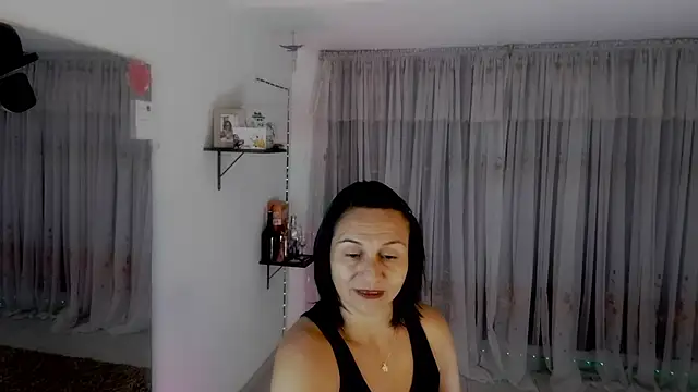 lollita 23  online show from 19, 11, 2025