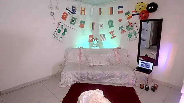 lollita 23  online show from 25, 6, 2026