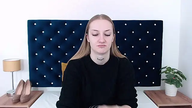 Snapshot of AlexaTease chatting on 31, 1, 2025 AlexaTease online show from 31, 1, 2025