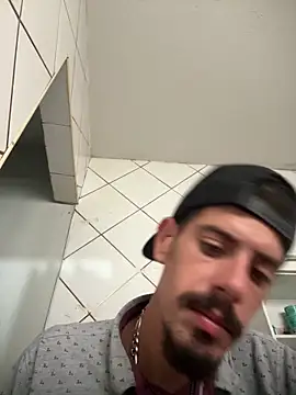 Snapshot of lukinha013 chatting on 13, 3, 2026 lukinha013 online show from 13, 3, 2026