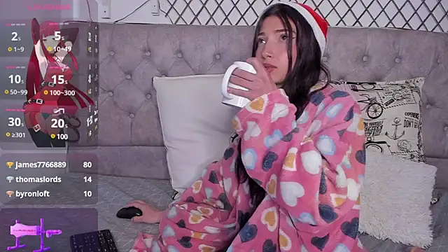  Scarlett 01 online show from 19, 12, 2024