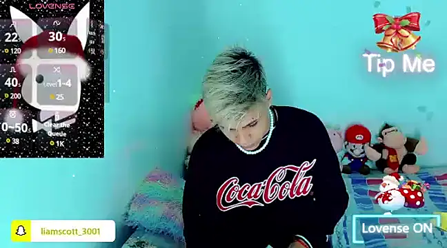 Snapshot of Liamscott_ chatting on 8, 12, 2024 Liamscott online show from 8, 12, 2024