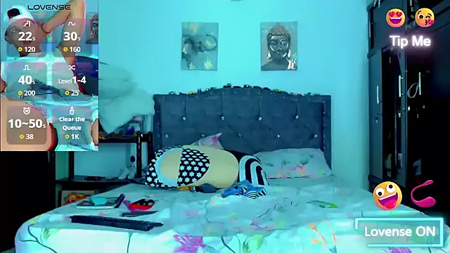 Liamscott  online show from 4, 11, 2025