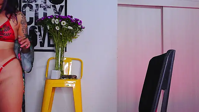 Snapshot of purple_em69 chatting on 16, 10, 2025 purple em69 online show from 16, 10, 2025