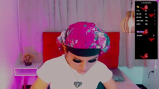 Snapshot of Jessica_smith_1 chatting on 8, 3, 2025 Jessica smith 1 online show from 8, 3, 2025