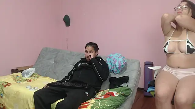 Snapshot of CoreAlejito chatting on 6, 1, 2026 CoreAlejito online show from 6, 1, 2026