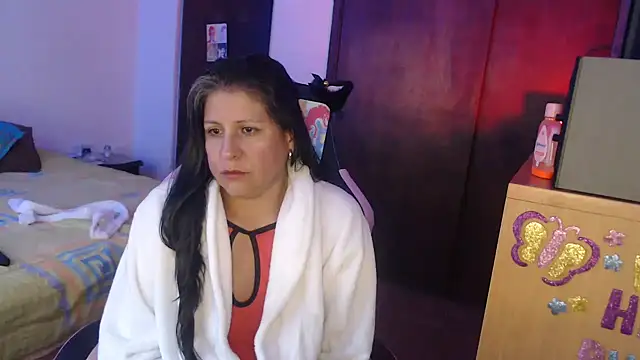 LucifernandaSw online show from 13, 5, 2026