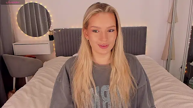 CassieRayss online show from 23, 2, 2026