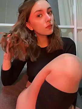 hotAssHell  online show from 7, 3, 2025