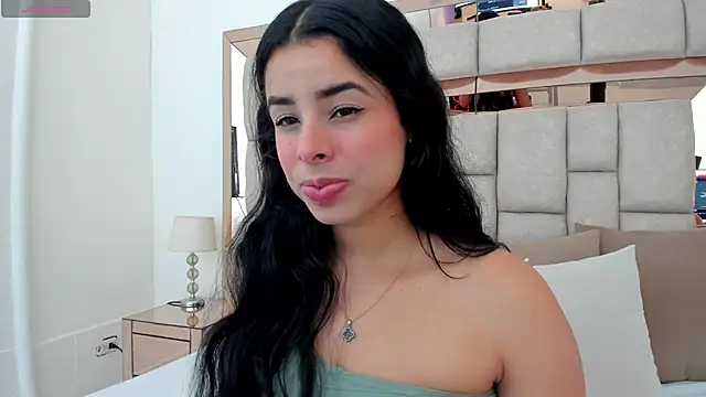 emma castilloo online show from 17, 11, 2025