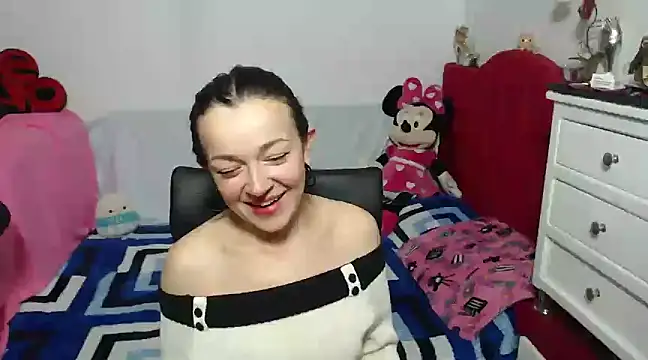 Snapshot of Angela_18honey chatting on 9, 1, 2025 Angela 18honey online show from 9, 1, 2025