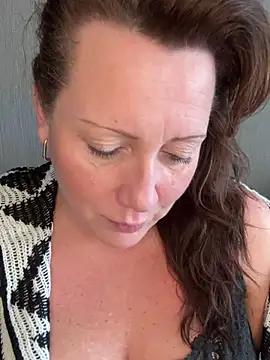 xsexycurvymilf online show from 20, 1, 2025