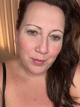xsexycurvymilf online show from 21, 2, 2025