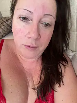 xsexycurvymilf online show from 3, 3, 2025