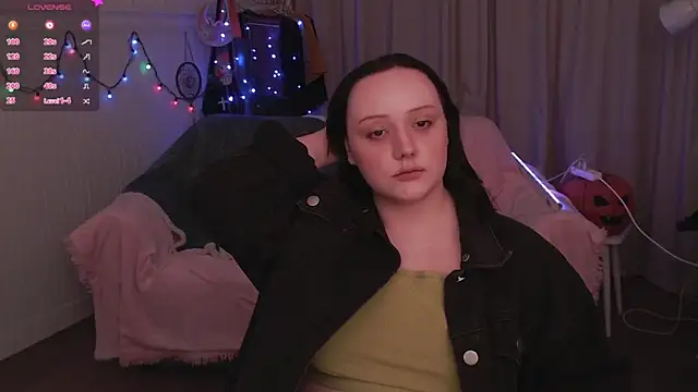 Snapshot of Horny_Spell chatting on 5, 1, 2026 Horny Spell online show from 5, 1, 2026