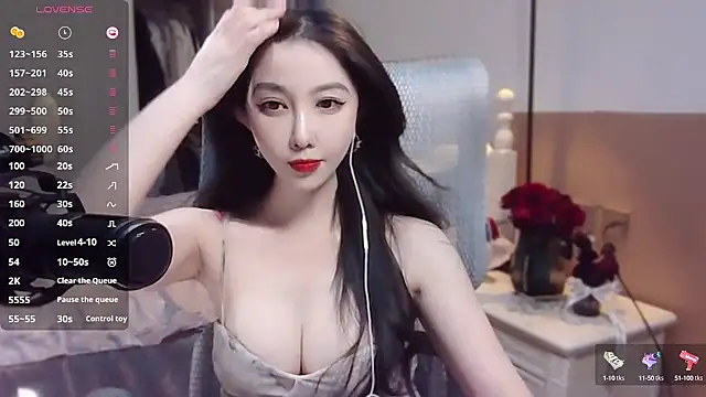 Snapshot of vyizh- chatting on 7, 1, 2025 vyizh- online show from 7, 1, 2025