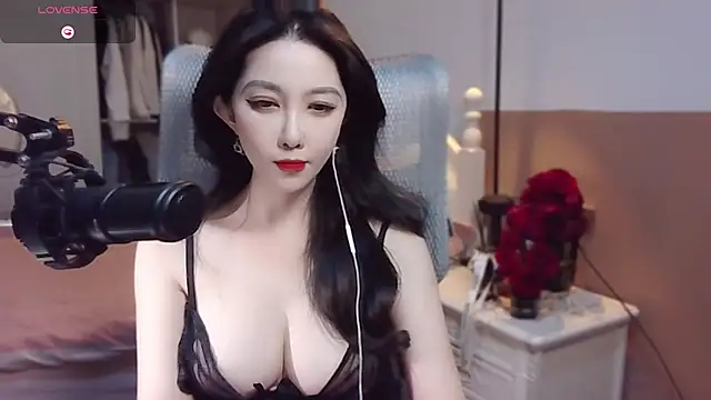 Snapshot of vyizh- chatting on 13, 1, 2025 vyizh- online show from 13, 1, 2025