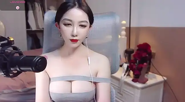 Snapshot of vyizh- chatting on 14, 1, 2025 vyizh- online show from 14, 1, 2025