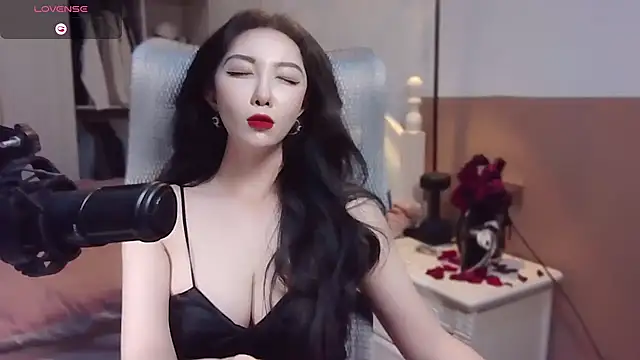 Snapshot of vyizh- chatting on 15, 1, 2025 vyizh- online show from 15, 1, 2025