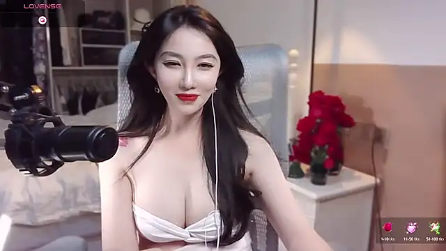 Snapshot of vyizh- chatting on 26, 2, 2025 vyizh- online show from 26, 2, 2025
