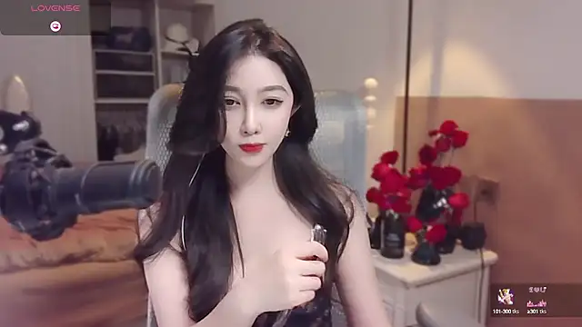 Snapshot of vyizh- chatting on 13, 3, 2025 vyizh- online show from 13, 3, 2025