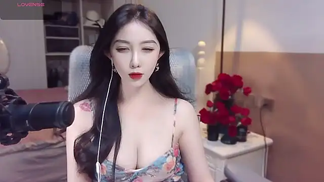 Snapshot of vyizh- chatting on 22, 3, 2025 vyizh- online show from 22, 3, 2025