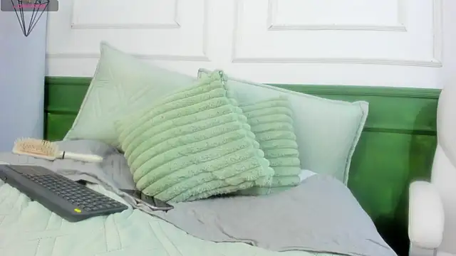 Snapshot of nikkita_ubba chatting on 23, 9, 2025 nikkita ubba online show from 23, 9, 2025