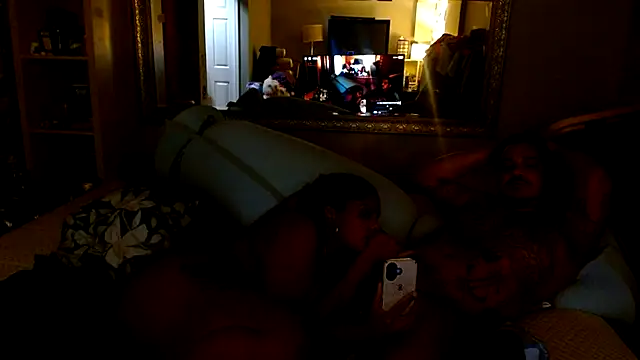 Snapshot of Your_Going2Luv_Me chatting on 19, 12, 2024 Your Going2Luv Me online show from 19, 12, 2024