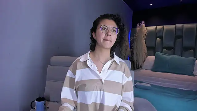 Amareto  online show from 15, 1, 2025