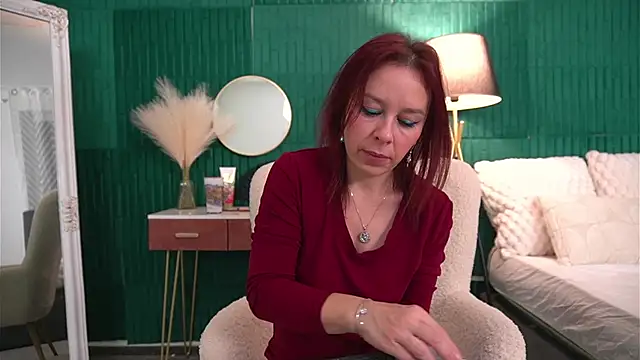 HaileyMoonn online show from 29, 11, 2025