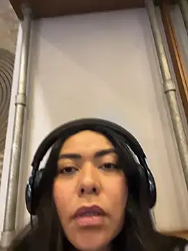 PetitLumiere online show from 15, 10, 2025