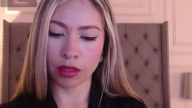 Ammy Castro online show from 1, 2, 2025