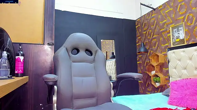 Snapshot of deyy_madissonn chatting on 18, 1, 2025 deyy madissonn online show from 18, 1, 2025