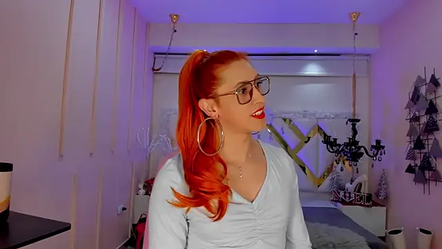 Juliana Saenzz online show from 7, 1, 2025
