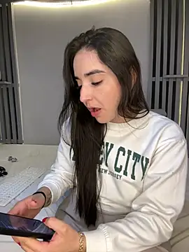 Victoria-And1 online show from 7, 10, 2025