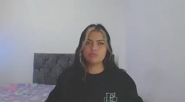 sweetkitty 16 online show from 26, 2, 2025