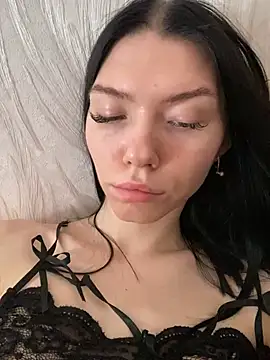 Lisaaa Alisa online show from 3, 2, 2025