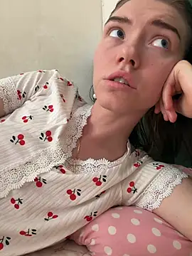 Lisaaa Alisa online show from 23, 4, 2026