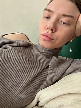 Lisaaa Alisa online show from 23, 5, 2026