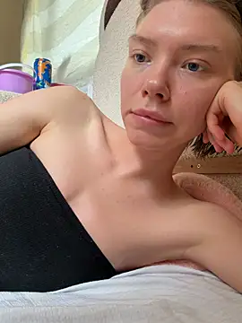 Snapshot of Lisaaa_Alisa chatting on 27, 6, 2026 Lisaaa Alisa online show from 27, 6, 2026