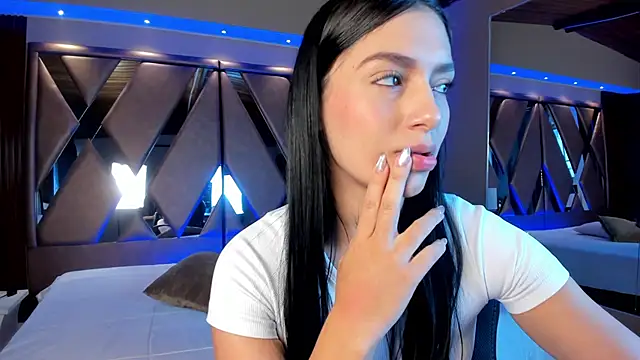 carina rossi online show from 9, 1, 2025