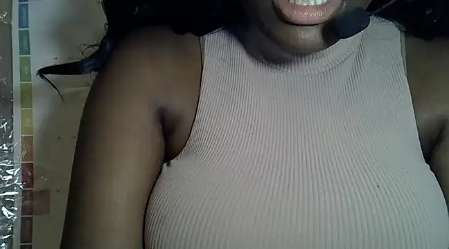 Snapshot of Brandyuk2 chatting on 15, 12, 2024 Brandyuk2 online show from 15, 12, 2024